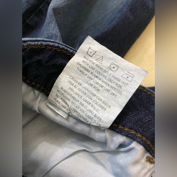 Lee Riders mid rise capri - Picture 10 of 10